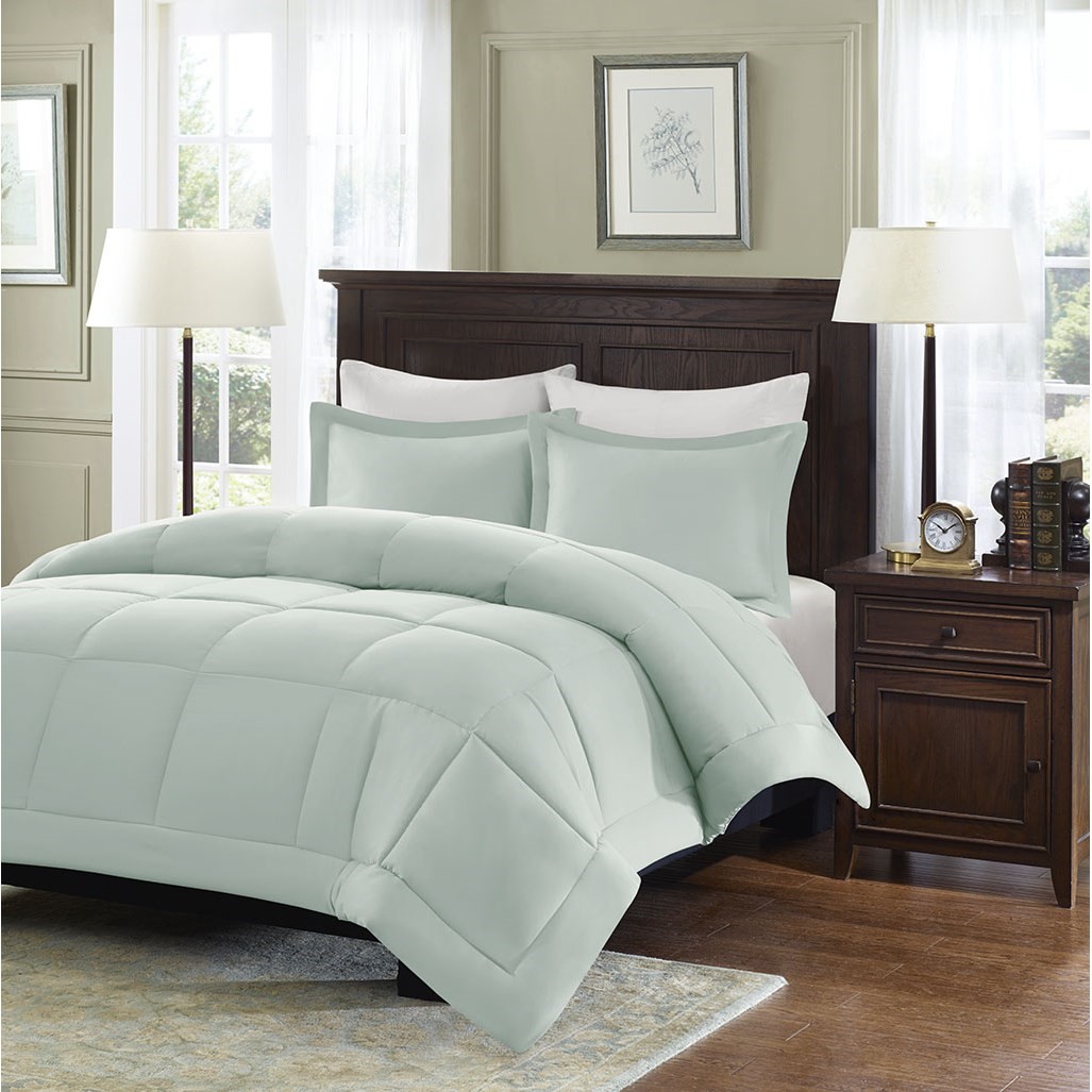 New King Cal King Sarasota Microcell Down Comforter Mini Set Green