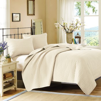 Hampton Hill Bedding Comforters Designer Living - Hampton Hill Lauren Bedding Hampton Hill Bedding Comforters Designer Living - Hampton Hill Lauren Bedding
