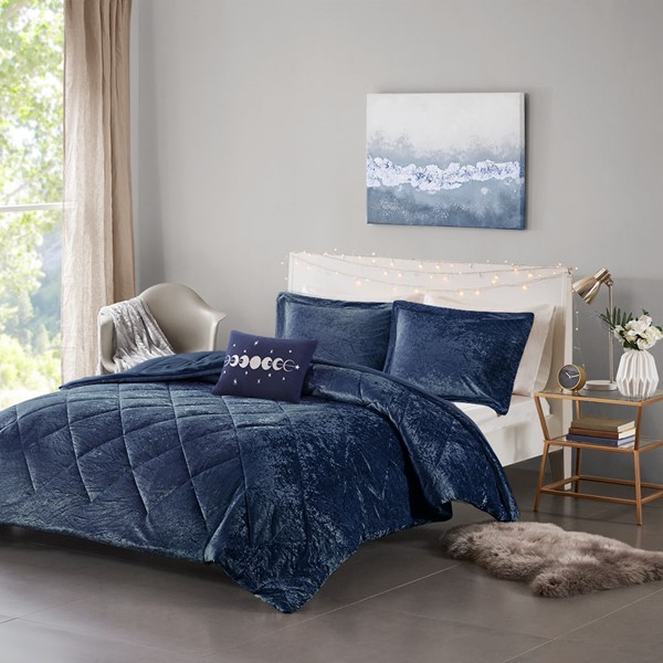 Felicia Velvet Comforter Set By Intelligent Design Designer Living
